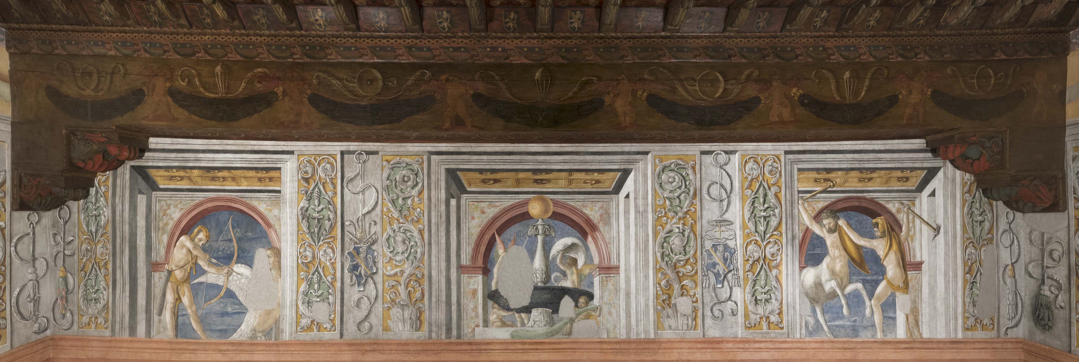 Fregio a fresco con le Fatiche di Ercole | VIVE
